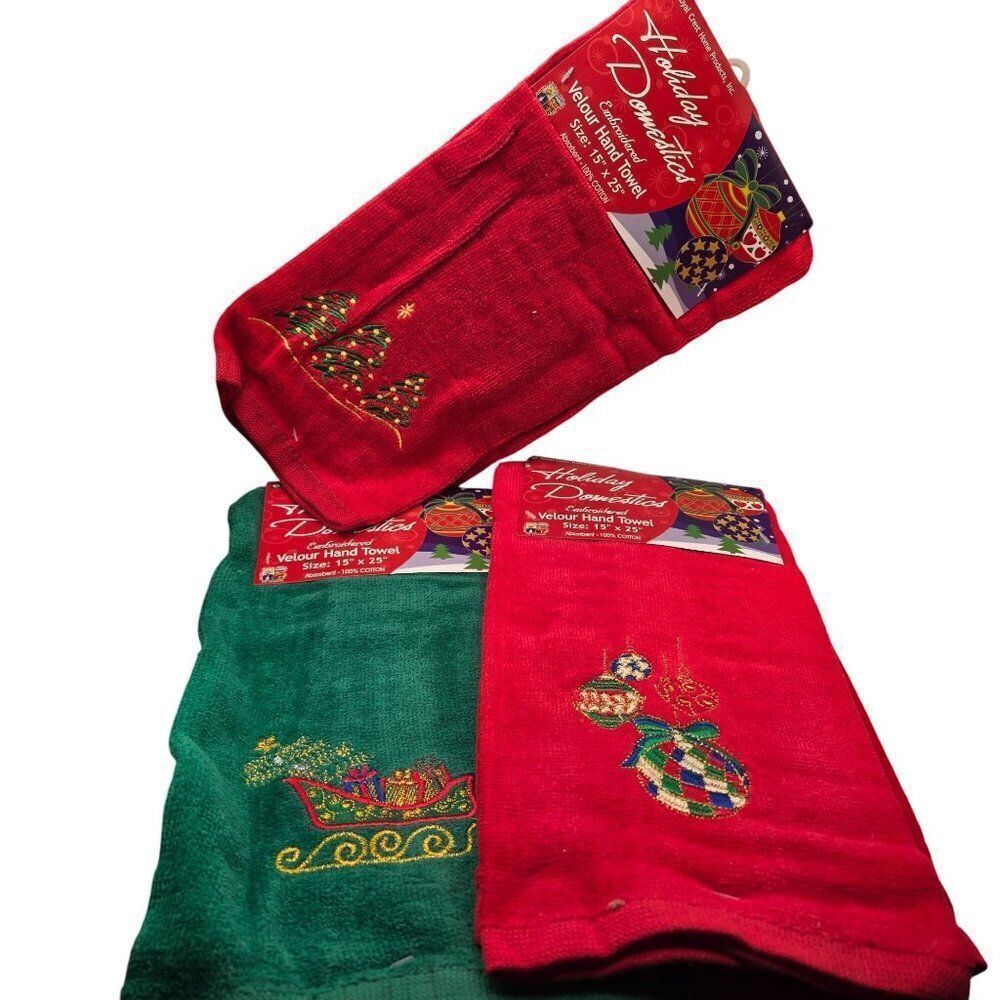 Vintage 90s Lot of 3 Christmas Velour Hand Towels Red Green Embroidered New